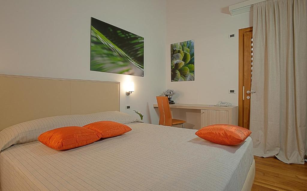 Tre Merli Beach Hotel Trieszt Szoba fotó